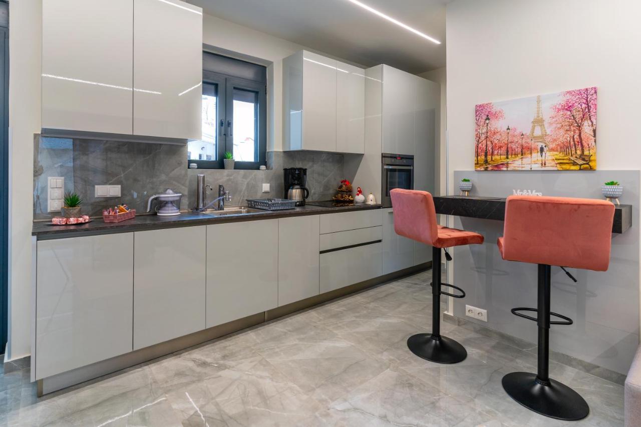 Olina'S Luxury Apartment Трикала Экстерьер фото